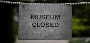 Musuem Closed sign. Photo by Chris McInnis.